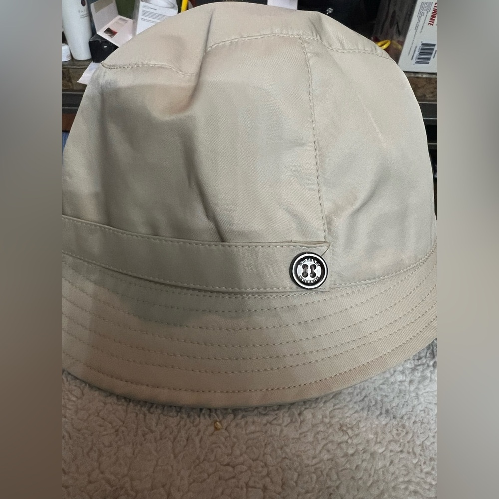 Burberry Claudia kids Khaki Bucket Hat sz S, 50 cm